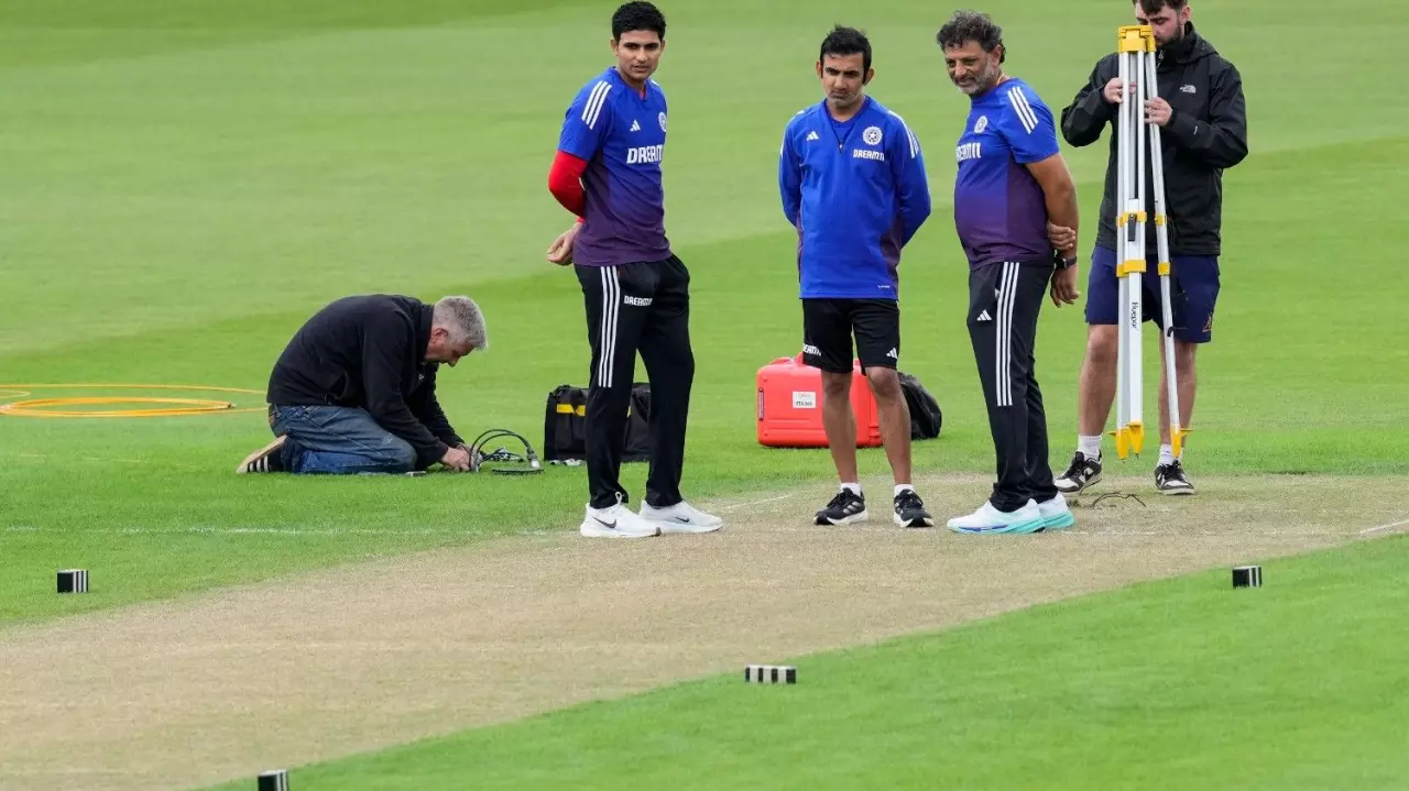 Shubman Gill, Gautam Gambhir