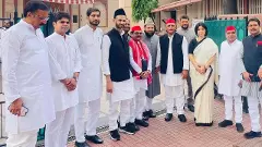 Akhilesh and Dimple Yadav in mosque