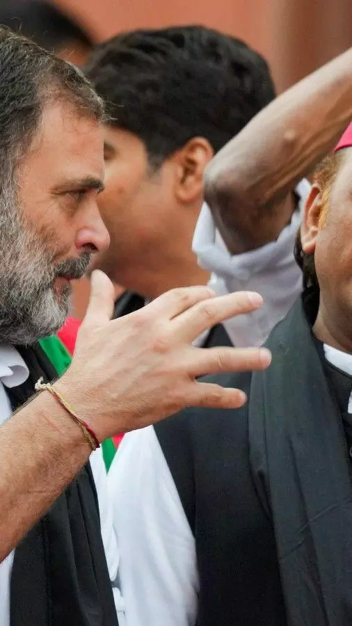 Rahul Gandhi, Akhilesh Yadav Rahul Gandhi, Akhilesh Yadav