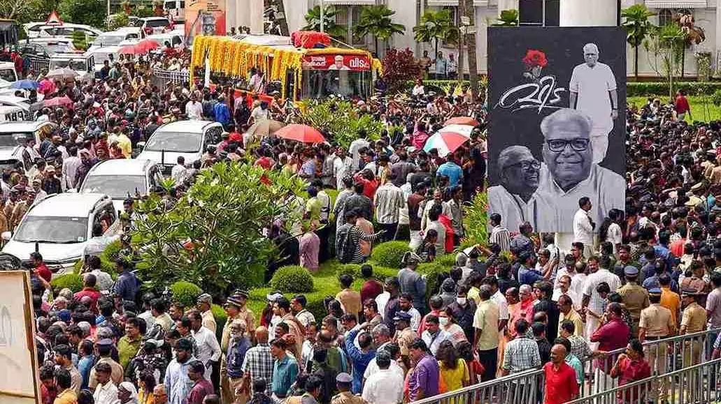 VS Achuthanandan last journey