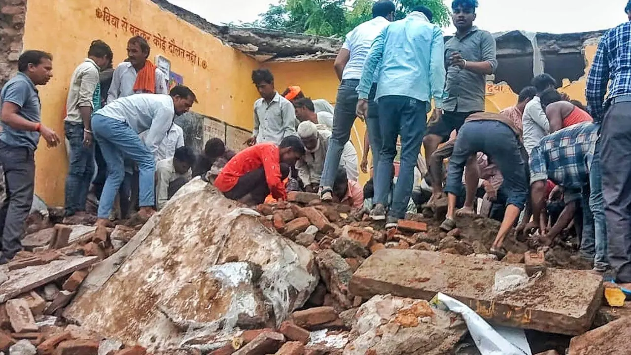 Rajasthan school building collapse kills 6 children Rajasthan school building collapse kills 6 children