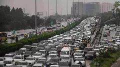 ‘Red alert’ issued in Delhi as heavy rain causes waterlogging, traffic chaos