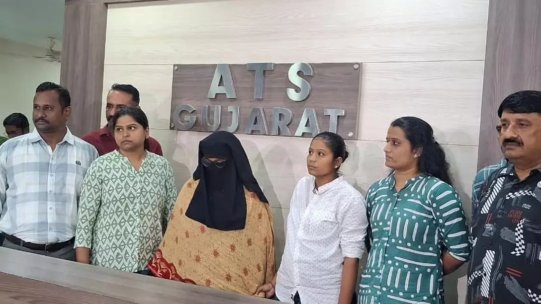 ATS arrests Shama Parveen ATS arrests Shama Parveen