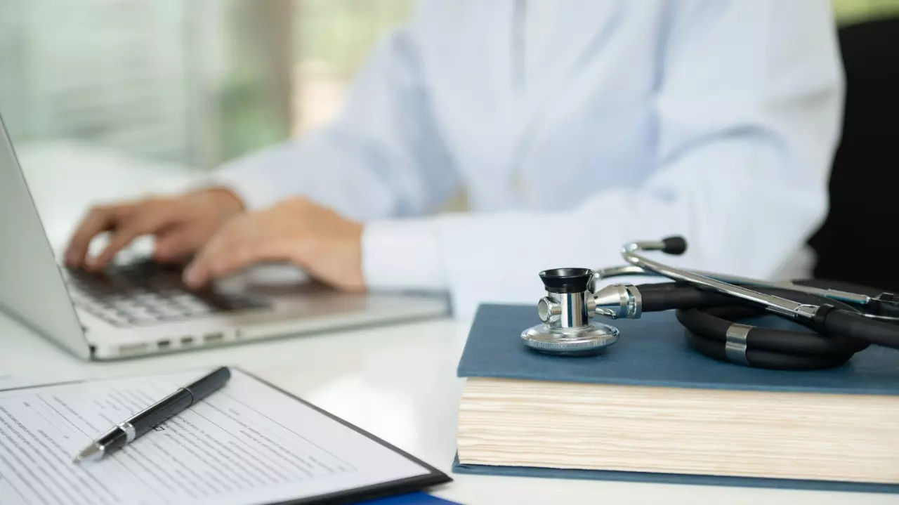 Medical students, Doctors