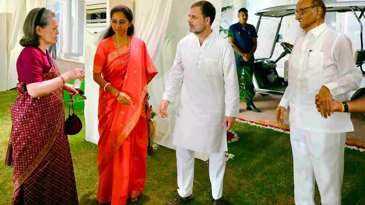 Rahul Gandhi hosts his first INDIA bloc dinner; SIR, ‘election theft’ on menu