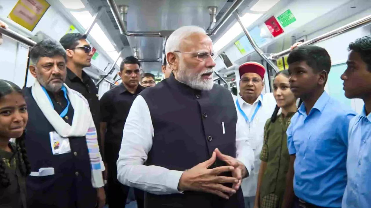 PM Modi inaugurates Bengalurus Yellow Line Metro, 3 Vande Bharat trains