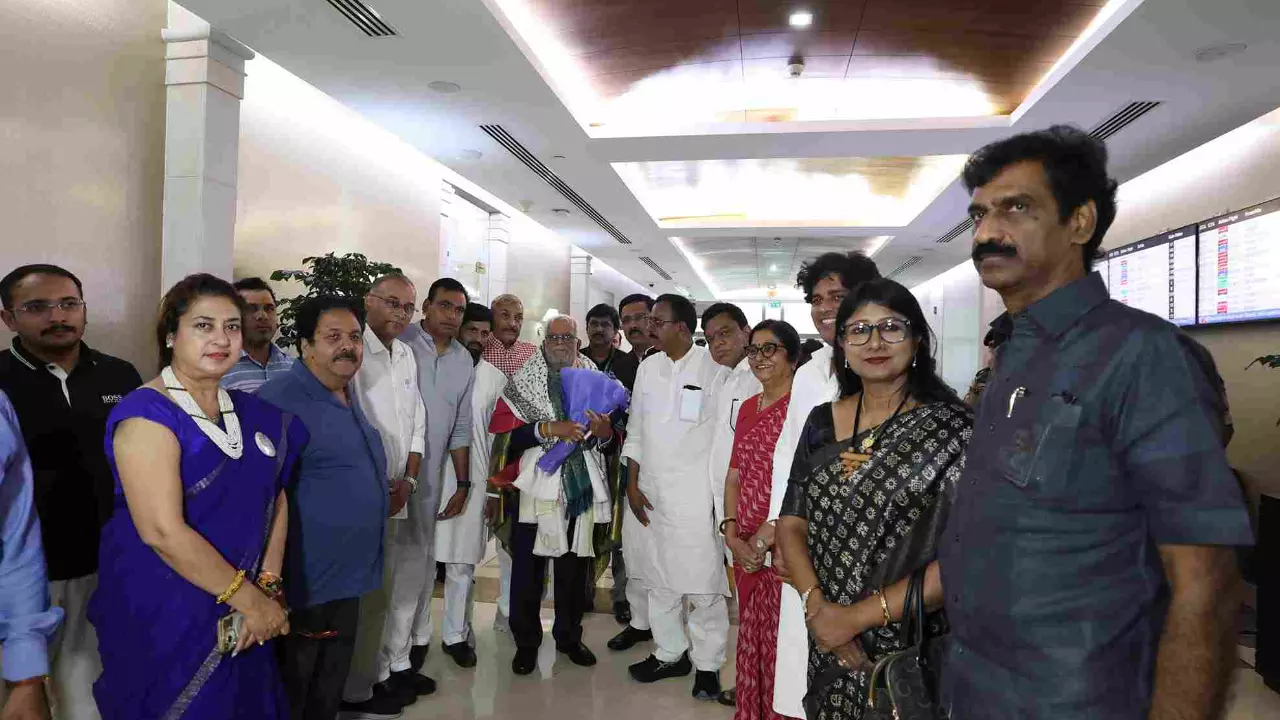 Justice Sudershan Reddy as V-P candidate: Why Telugu parties are in a bind