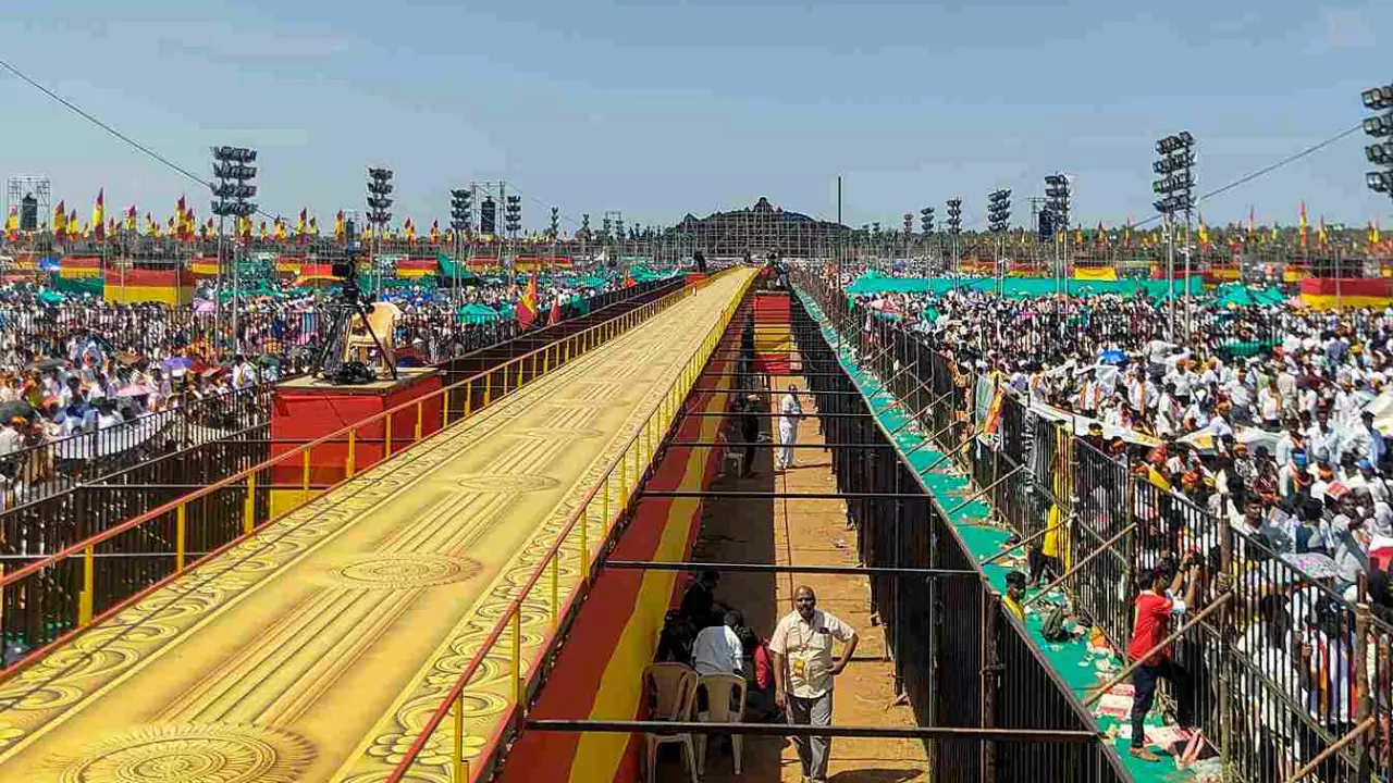 Vijay’s TVK conference: Chaos, security lapses mar Madurai event