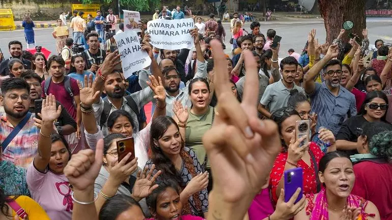 Animal lovers Animal lovers