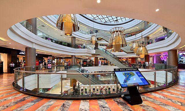 Maharashtra contemplates extending private sector working hours; seeks greater clarity