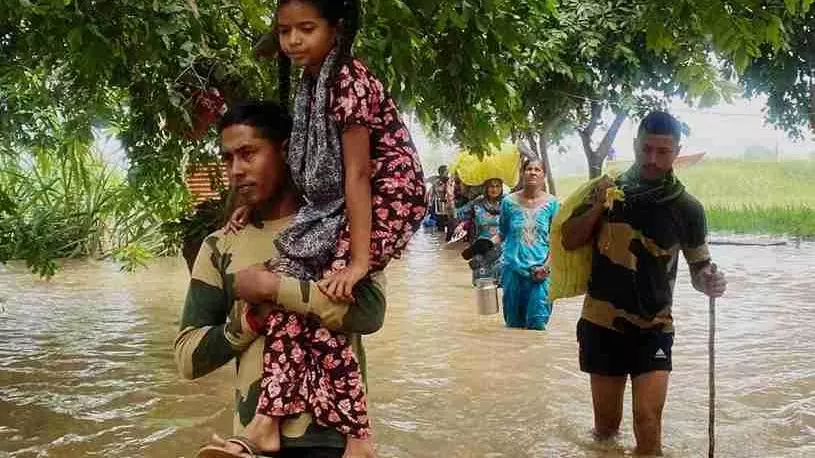 IAF, Army rescue 800 people as J-K, Punjab grapple with devastating floods
