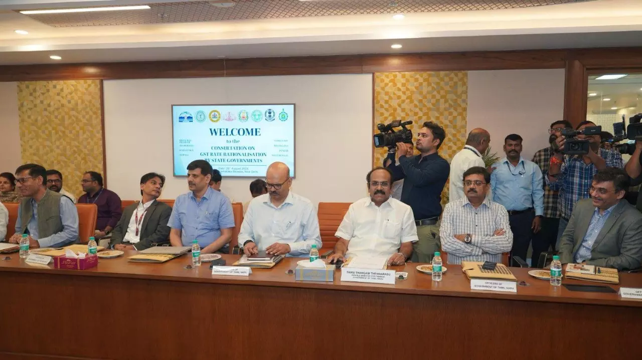 Ministers and bureaucrats of eight opposition-ruled states met at Karnataka Bhavan in Delhi Ministers and bureaucrats of eight opposition-ruled states met at Karnataka Bhavan in Delhi