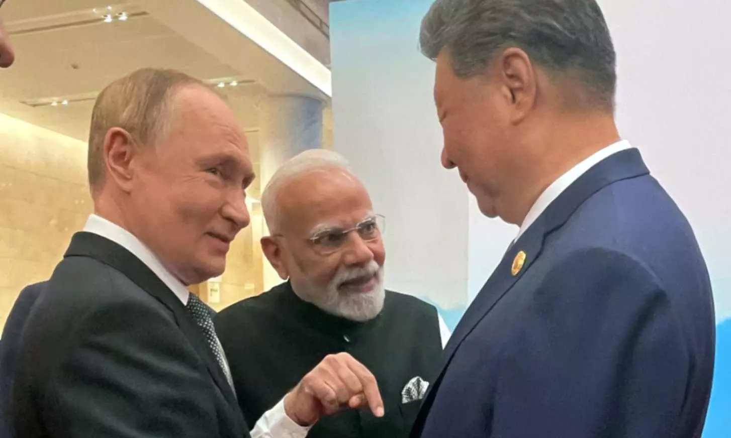 Trump aide Peter Navarro claims Indias Brahmins profiteering from Russian oil trade Trump aide Peter Navarro claims Indias Brahmins profiteering from Russian oil trade