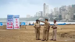 Mumbai bomb threat
