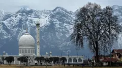 Hazratbal Dargah in Kashmir