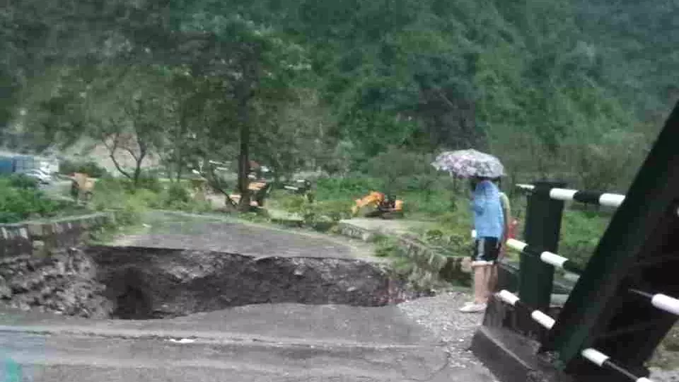 Cloudburst wreaks havoc in Uttarakhand; 3 killed in torrential rains in Himachal Cloudburst wreaks havoc in Uttarakhand; 3 killed in torrential rains in Himachal