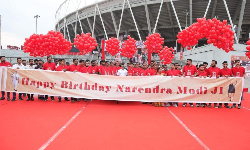 Harsh Sanghavi inaugurates a mega blood donation drive on PM Modis birthday Harsh Sanghavi inaugurates a mega blood donation drive on PM Modis birthday