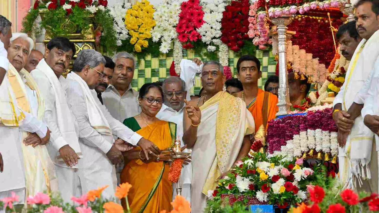 Banu Mushtaq inaugurates Mysuru Dasara, calls it Karnataka’s collective culture