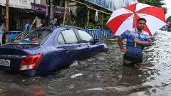 Kolkata waterlogged before Durga Puja