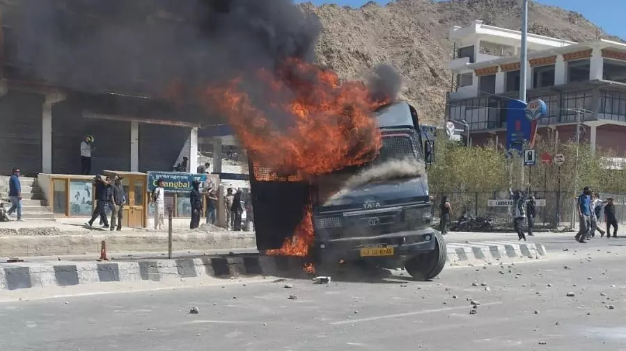The protestors torched a security vehicle outside the BJP office in Leh
