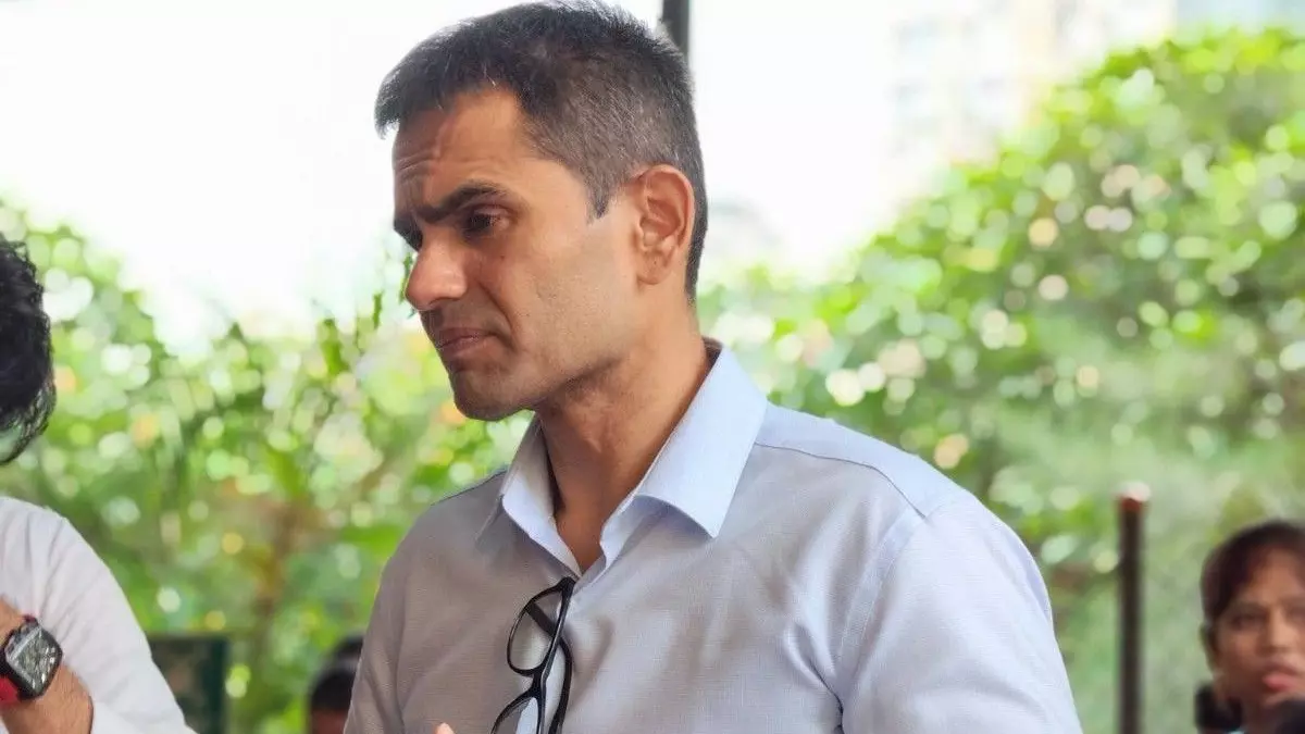 Sameer Wankhede sues Aryan Khan and SHah rukh khan