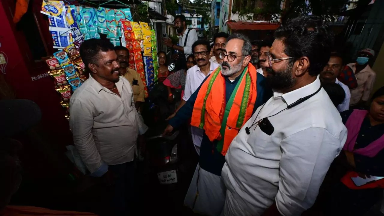 Kerala BJP chief Rajeev Chandrasekhar campaigns
