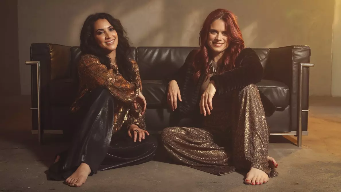 Radhika Vekaria-Nathalie-Bonin¬-Sacred Echoes-Grammy