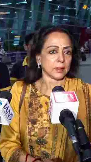 Hema Malini-led NDA delegation visit Karur; to look into circumstances that caused stampede