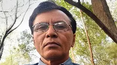 Senior Naxalite Bhupathi, 60 others surrender in Maharashtra