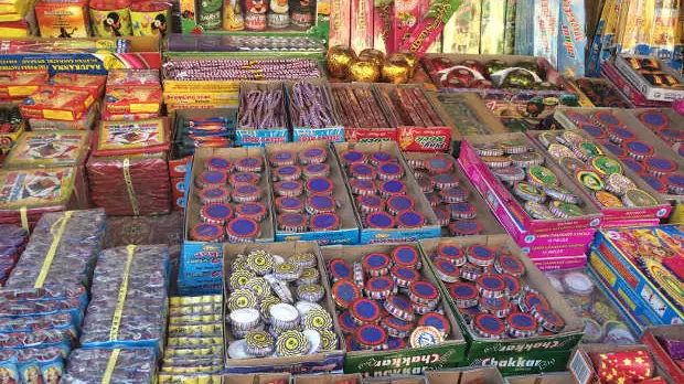 SC permits sale, bursting of green crackers in Delhi-NCR on Diwali SC permits sale, bursting of green crackers in Delhi-NCR on Diwali
