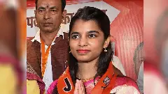 Singer Maithili Thakur to contest on BJP ticket in Bihar