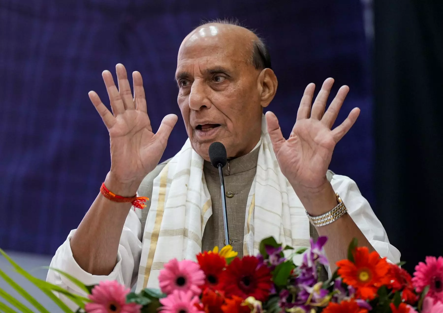 Nehru sought public funds for Babri Masjid, Sardar Patel opposed, says Rajnath