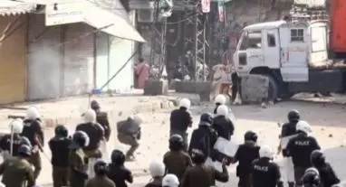 Pakistan protests Pakistan protests