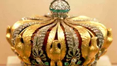 The Louvre reopens 3 days after thieves took French crown jewels in daylight heist