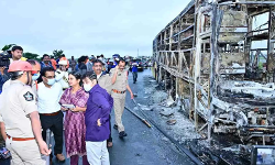 Kurnool bus tragedy: District Collector Siri collects details from families of victims