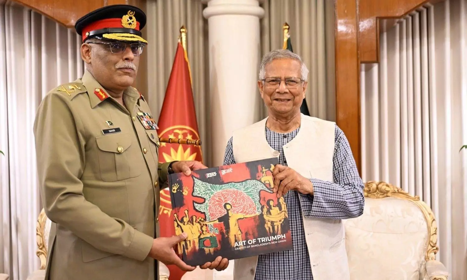 Pakistan Joint Chiefs of Staff Committee General Sahir Shamshad and Bangladesh Chief Adviser Professor Muhammad Yunus Pakistan Joint Chiefs of Staff Committee General Sahir Shamshad and Bangladesh Chief Adviser Professor Muhammad Yunus