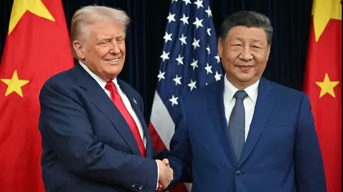 Donald Trump and Xi Jinping Donald Trump and Xi Jinping