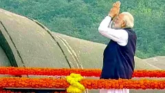 PM Modi pays tributes to Sardar Patel at Statue of Unity in Gujarat