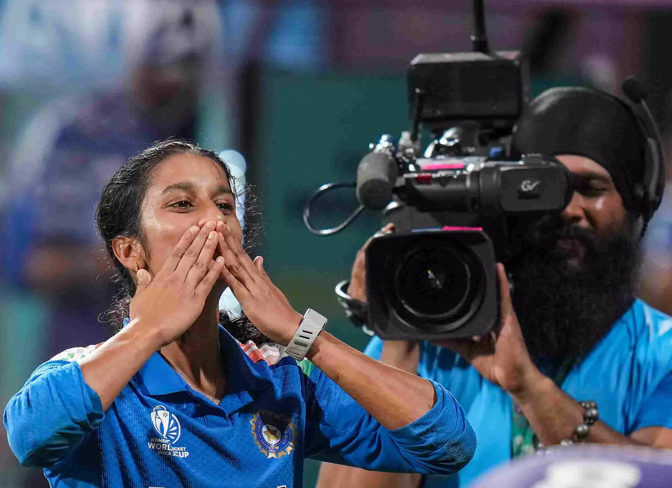 Faith, fire, folded hands and a flying kiss: Jemimah Rodrigues incredible night