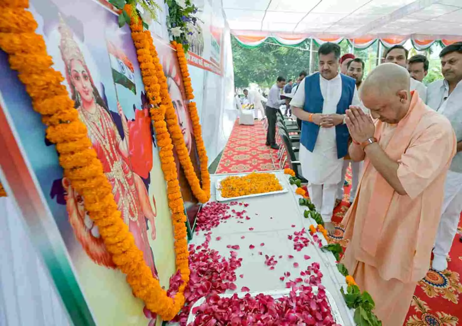 UP CM makes Vande Mantaram compulsory in all schools; no new Jinnahs should emerge