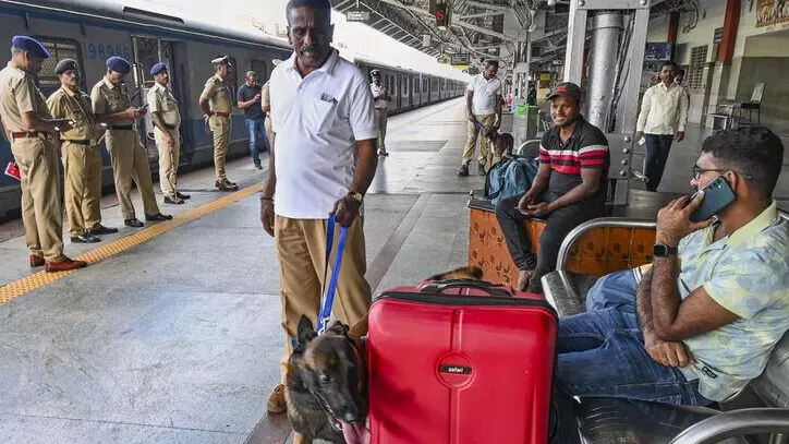 security beefed up in Delhi after blast