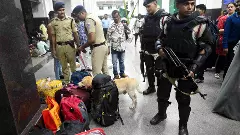 Delhi blast: Maharashtra on high alert; Mumbai, key railway stations under tight security