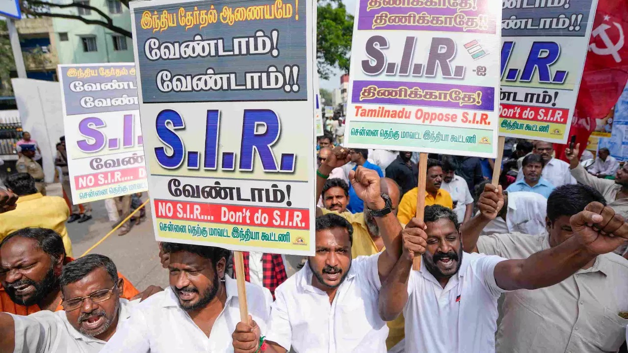Phase-II of SIR: TN, Bengal lead in enumeration form distribution, Kerala lags behind