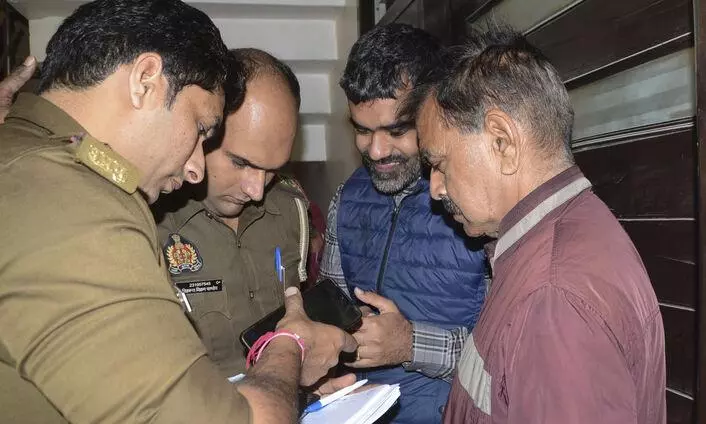 police question Dr Arifs landlord in Kanpur police question Dr Arifs landlord in Kanpur