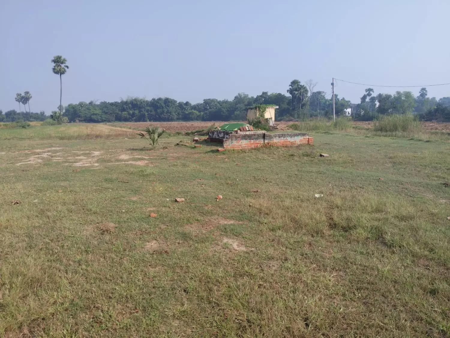 The grave of a Sufi saint in Kashmir Chak. Photo: Ubeer Naqushbandi