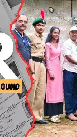 voter enumeration form being distributed in Kerala