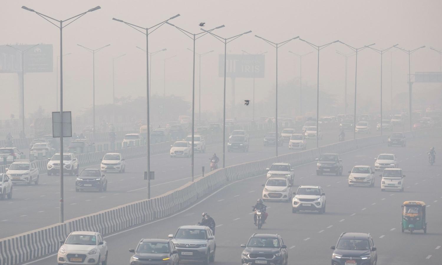 Delhi wakes up to thick smog as air quality nears 'severe' mark