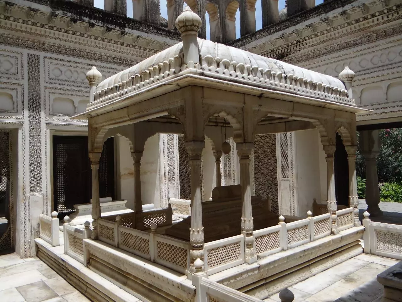 A part of the Paigah Tombs. Photo courtesy: Srusti Foundation
