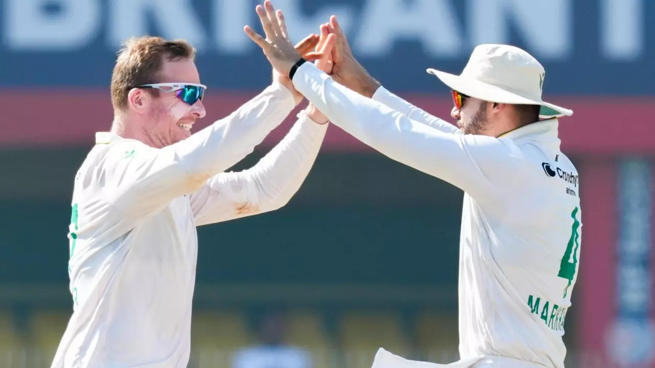 Simon Harmer, Aiden Markram