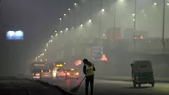 Delhi air quality remains ‘very poor’ for 13th straight day